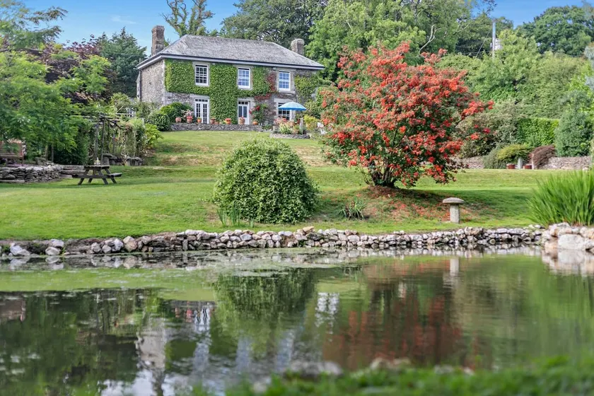 3 Bed in Uphill oc-n27747 - Image 1