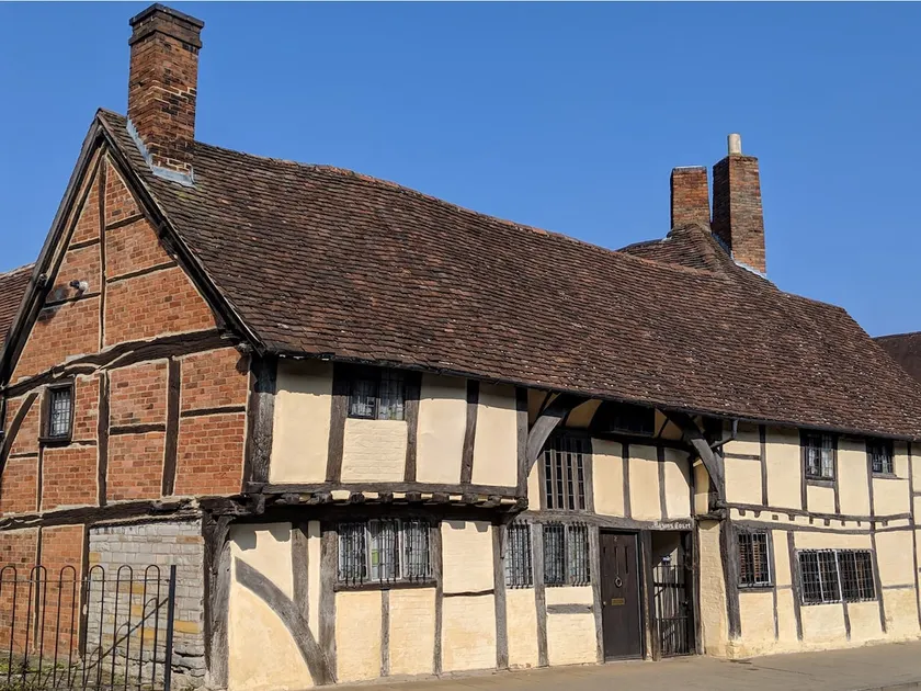 One Masons Court - Image 1