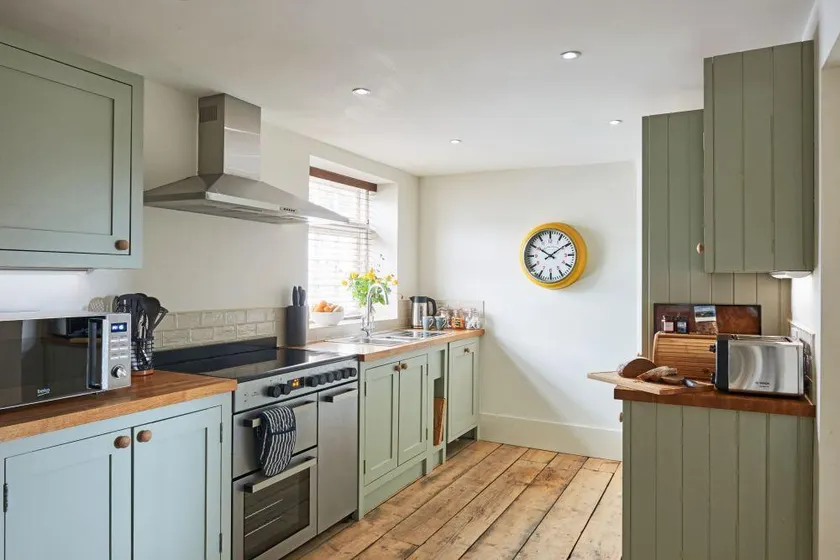 No. 2 Coastguards Cottage - Image 1