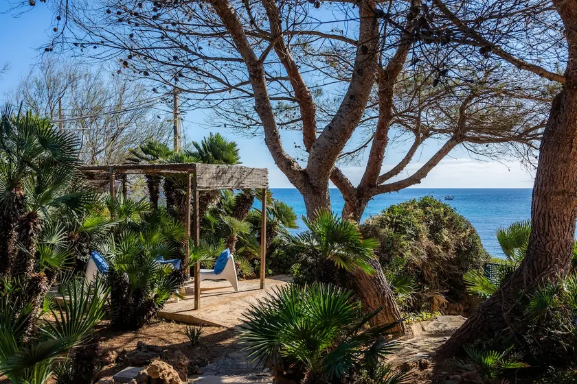 Casa de campo 'Finca Es Carregador' con vistas al mar, Wi-Fi y aire acondicionado - Image 1