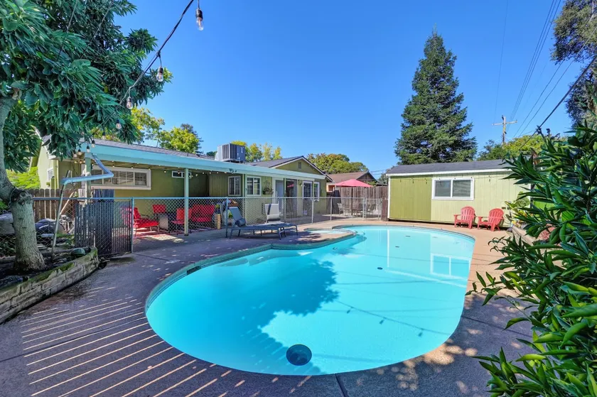 Near CalExpo/HotTub/Pool/Firepit/BBQ/ No Pet Fee - Image 1