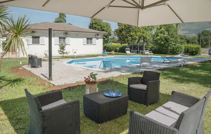 3 bedroom pet friendly home in Villa S. Lucia - Image 1
