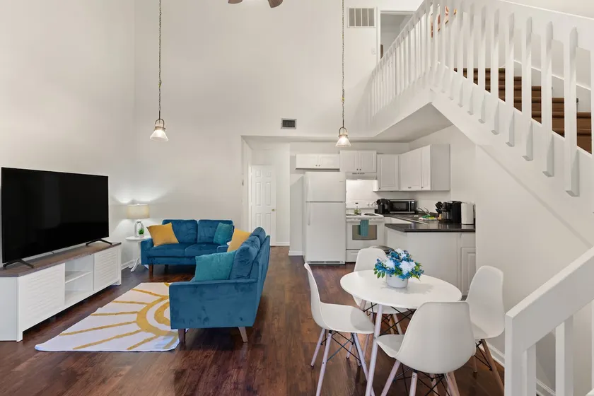 Kingsland Hideaway - Pet Friendly - Image 1