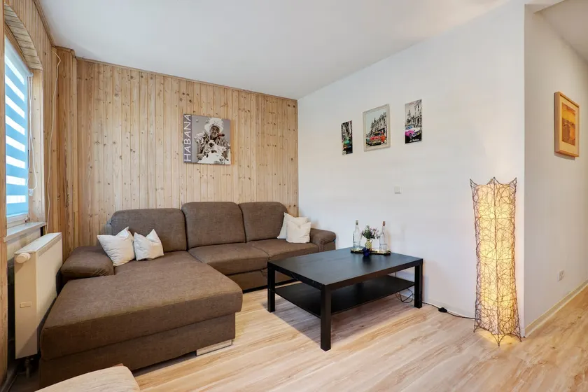 Vacation home spa center - Image 1