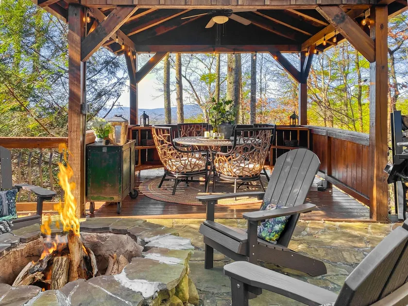Idyll on the Ridge- The Perfect Place to Cozy Up - Image 1