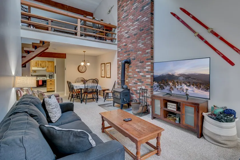 1 Mile from Attitash, Hot Tub, Pool, Game Room - Image 1