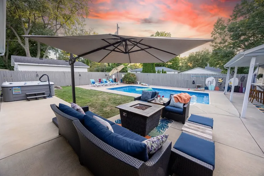 Private Pool | Hot Tub | Games | Central Location - Image 1