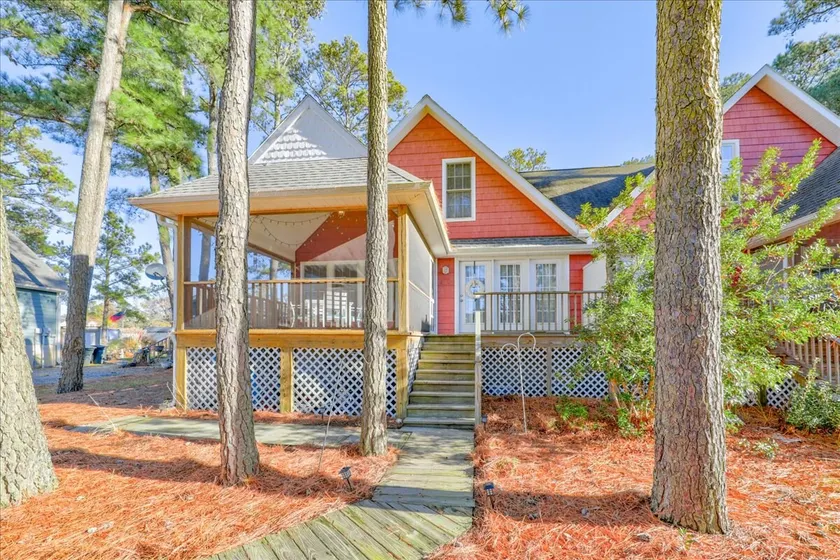 Whispering Pines by Seaside Vacations & Sales - Image 1