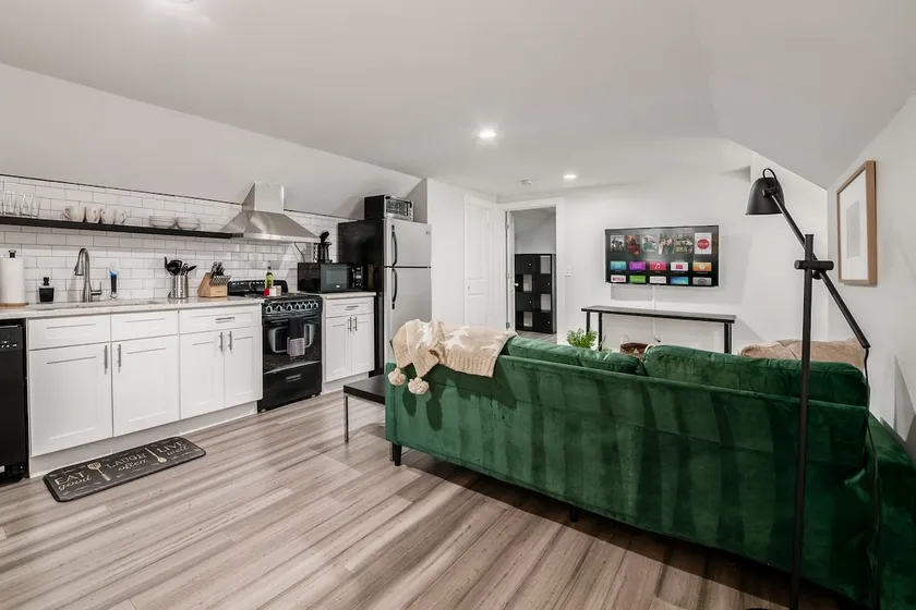 Columbus Getaway! Stylish Apartment! - Image 1
