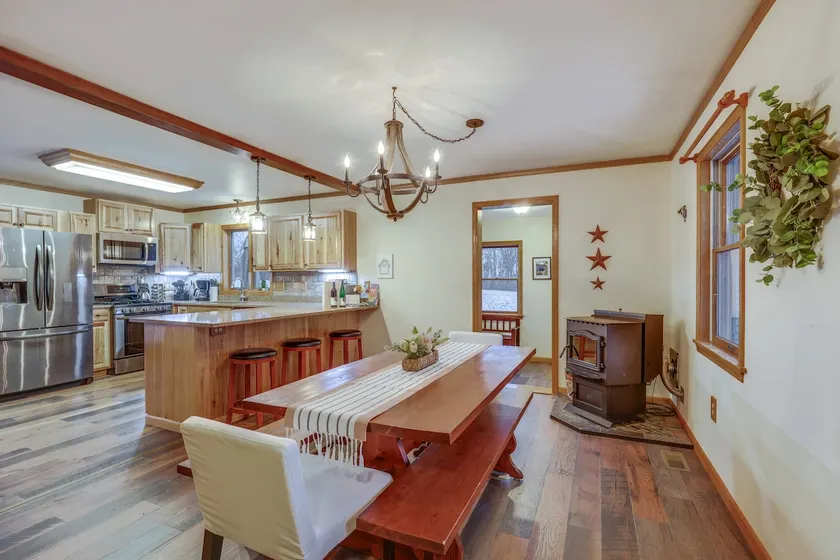 Lovely Interlaken Home with Fire Pit and Yard! - Image 1