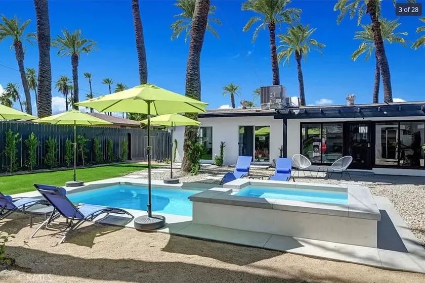 Peaceful Desert Retreat with Private Pool and Spa - Image 1