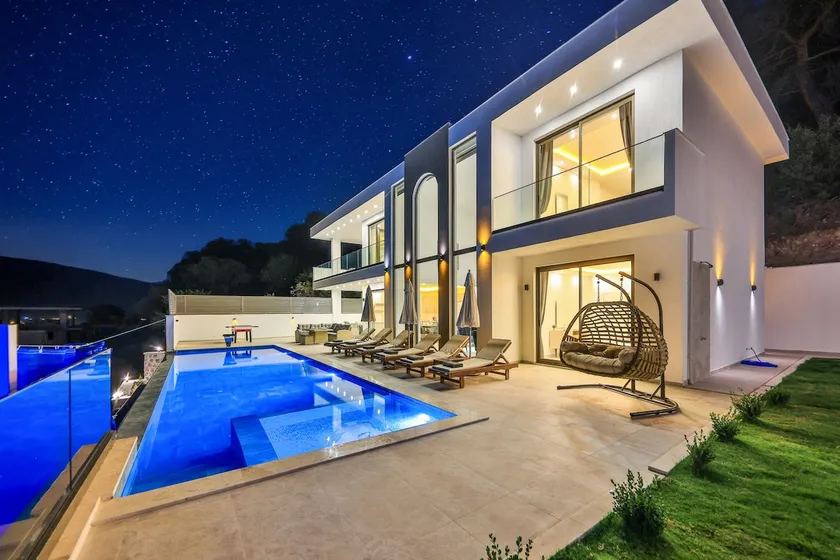 Villa Taha in Kas With 3 Bedrooms and 3 Bathrooms - Image 1