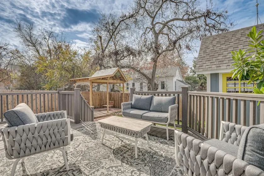 Brenham Rental w/ Deck & Yard < 1 Mi to Downtown! - Image 1
