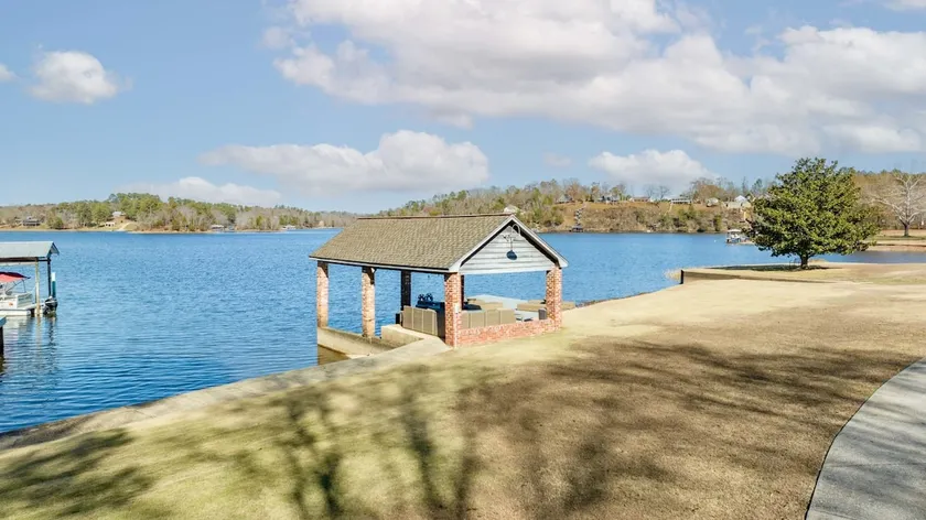 Magnolia Tides- Incredible Views @ Lake Tuscaloosa - Image 1