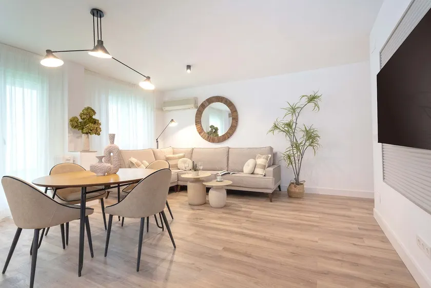 Genteel Home Lope de Vega - Image 1