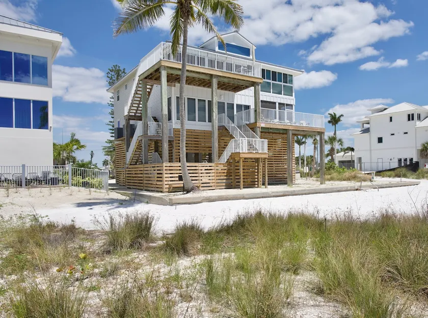 Lone Palm Retreat by Sun Palace Vacations - Image 1