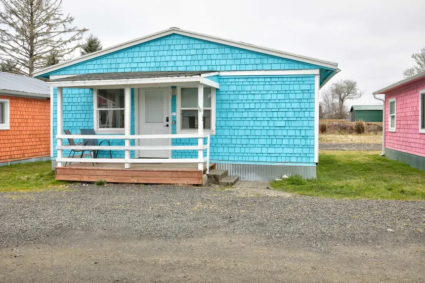 Affordable Grayland Beach Stay – Ocean Spray 5 - Image 1