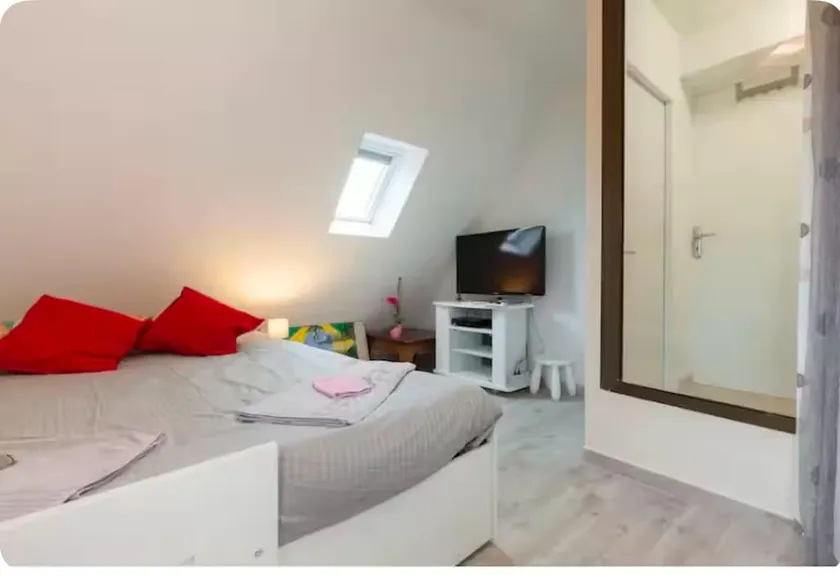 Phénix-Apartment-Private Bathroom-Apartment-View - Image 1