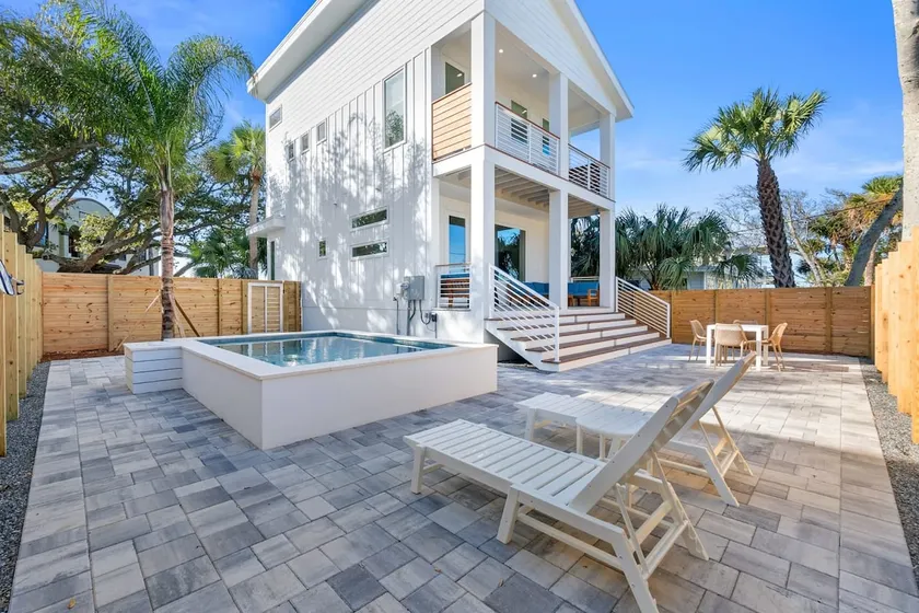Sunset Cove - Heated Pool - Sea Views - Walkable - Image 1