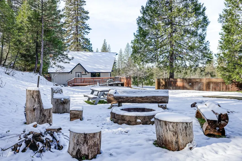 Serene Cabin Retreat Between Murphys & Arnold - Image 1