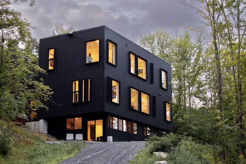Luxe 4BR with Infrared Saun, Near Slopes and Downtown - Image 1