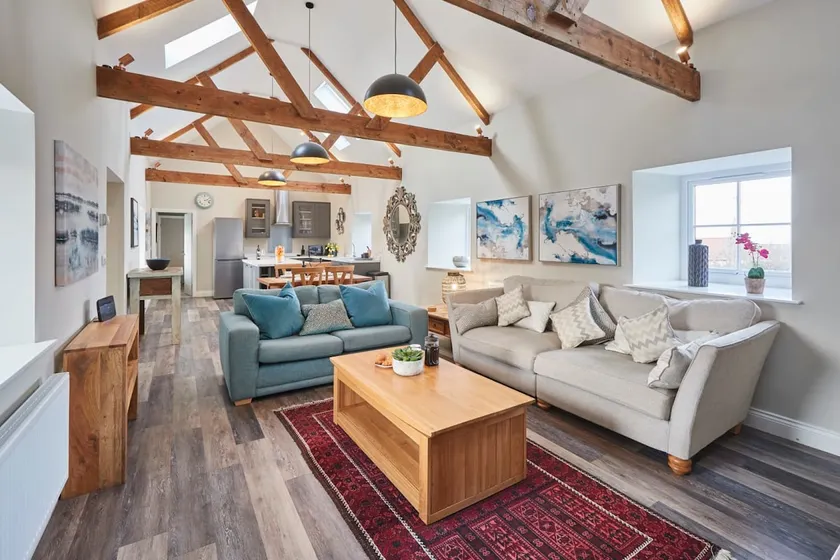 Host & Stay | The Loft - Image 1