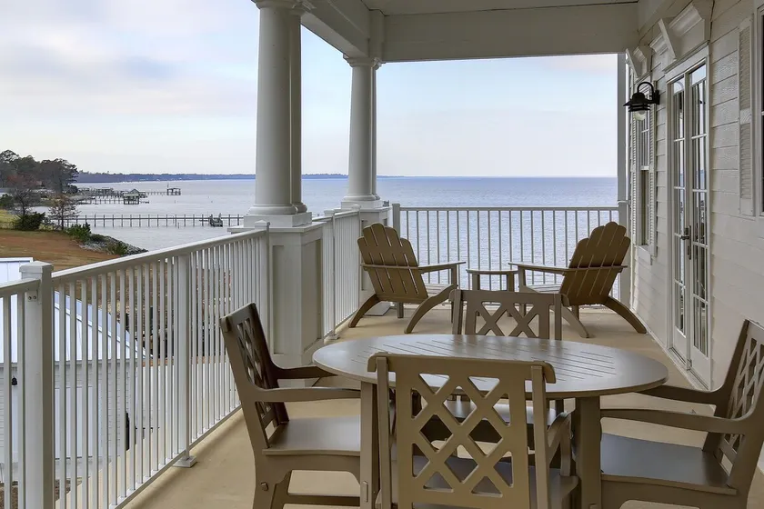 Spacious Condo w/ Sweeping Albemarle Sound Views - Image 1