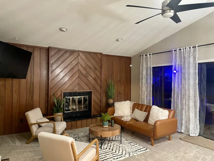 Charming Condo Near WFU and Hospitals, Full Kitchen, Strong WiFi, In-Unit Laundry - Image 1