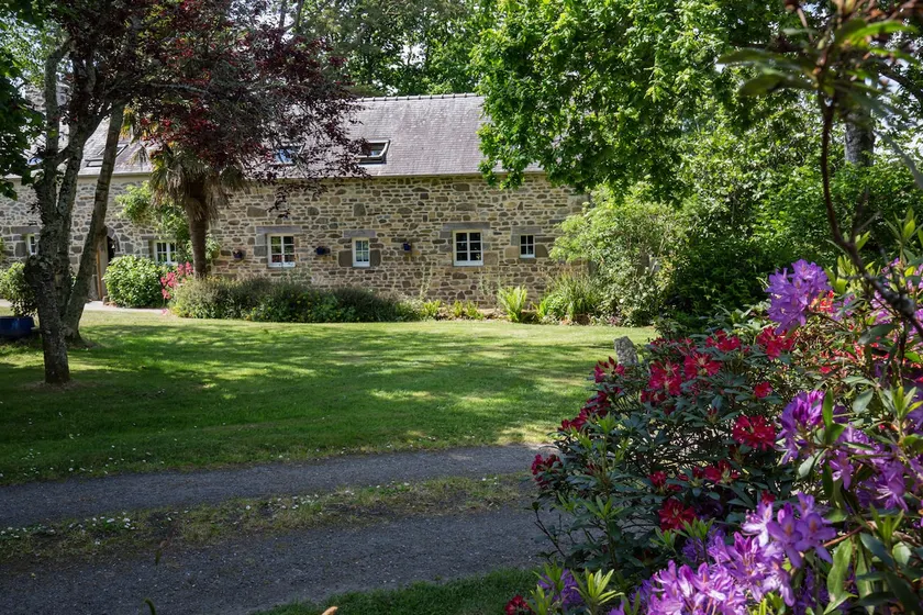 Gite for 10 people in the heart of the Parc Naturel Ré - Image 1