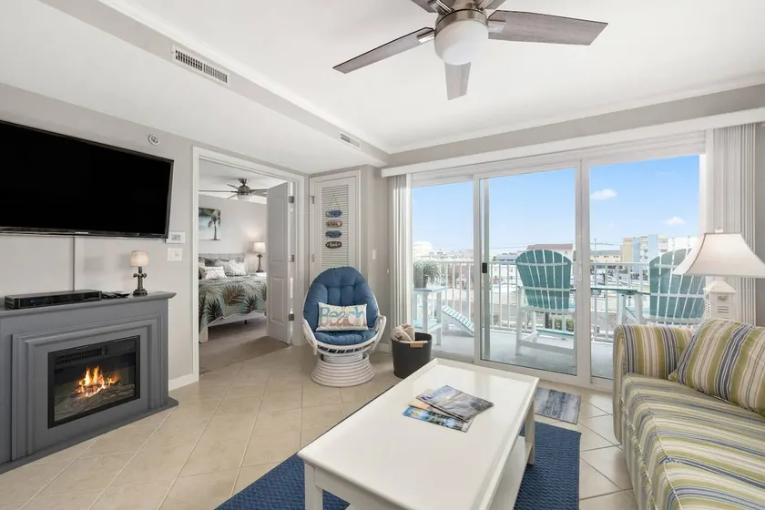 Cozy Makai Condo | Pool + Short Walk to Beach - Image 1
