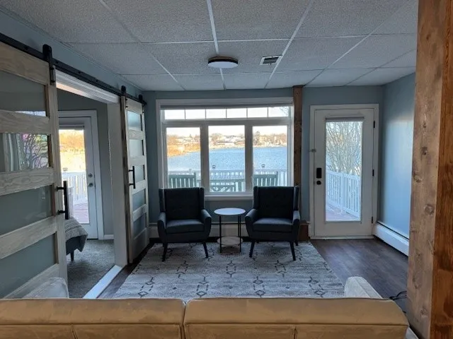 Peninsula Point | Waterfront Suite on White Lake - Image 1