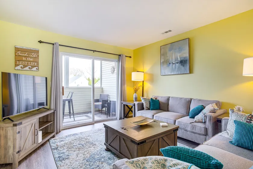 4 Mi to Ocean: Lewes Beach Condo w/ Screened Porch - Image 1