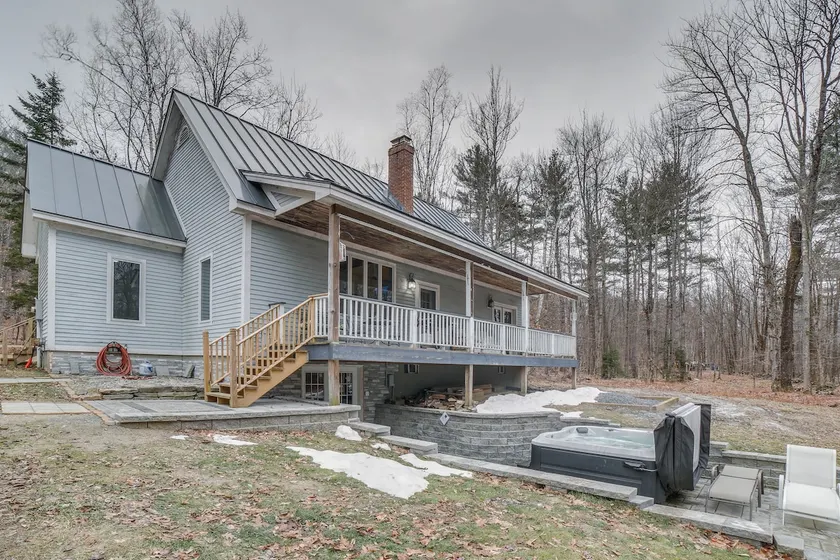 Peaceful Cavendish Retreat w/ Hot Tub & Fireplace! - Image 1