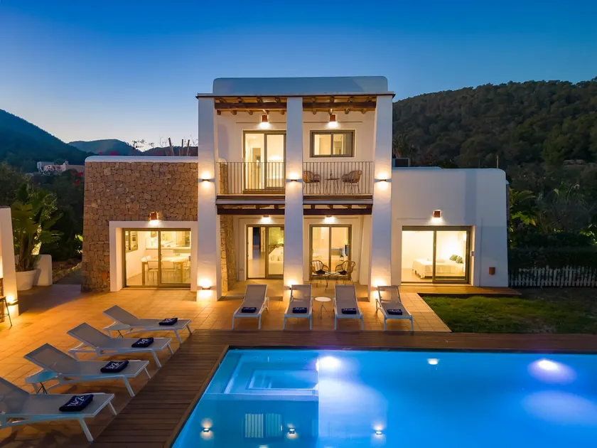 Villa in Ibiza Town Sleeps 12 - Image 1