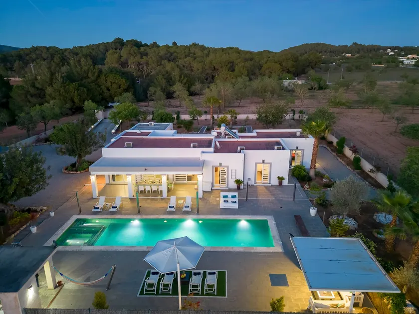 Villa in San Antonio Sleeps 10 - Image 1