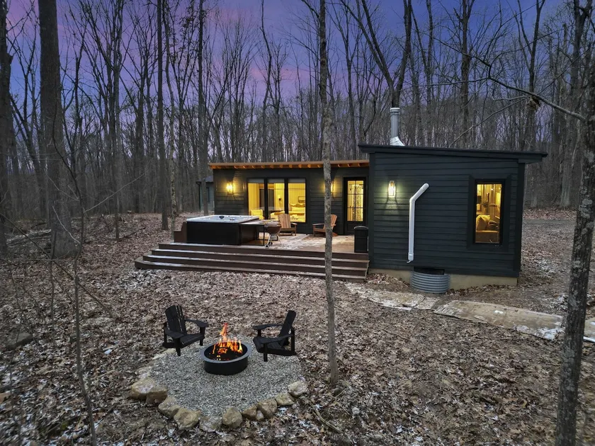 The Ashby | Hocking Hills, Tranquil Retreat - Image 1