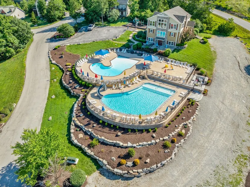 Luxury Lodge | Pool • Hot Tub • Firepit • 16ppl - Image 1