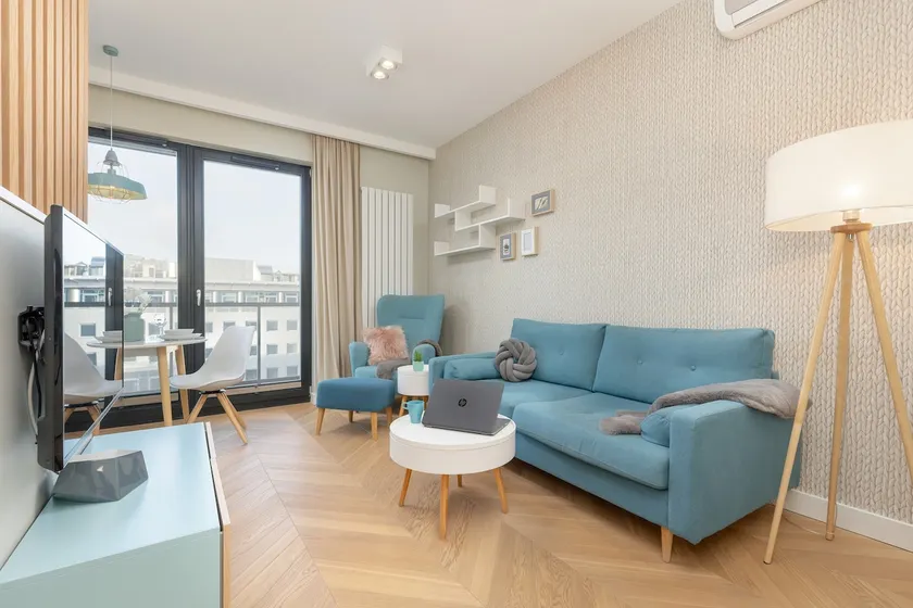 Konstruktorska 9 | Apartment for a Couple | Parking - Image 1