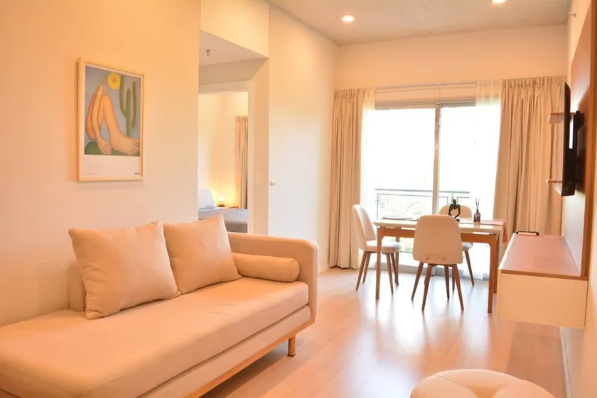 Hestia at Asuncion Cozy & Bright 1BDR - Image 1