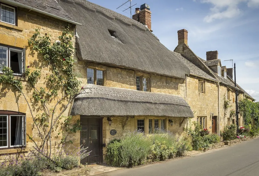 Inglenook Cottage - Image 1