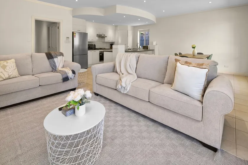 Beaumont Bliss: 4BR 2 5BA Family Retreat - Image 1