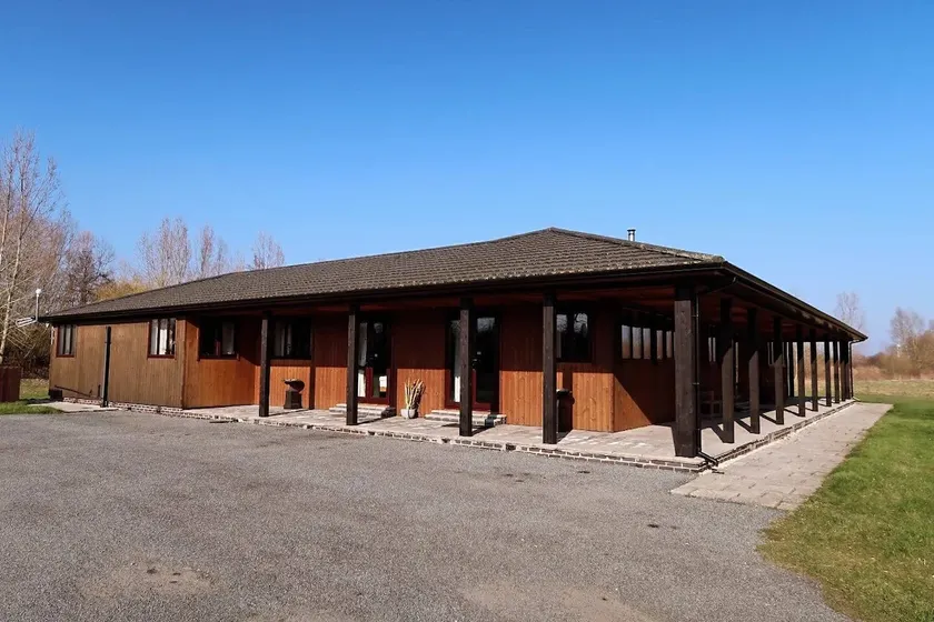 Yellowrush Lodge - Yellowtop Country Park - Hot Tub - Yorkshire - Image 1
