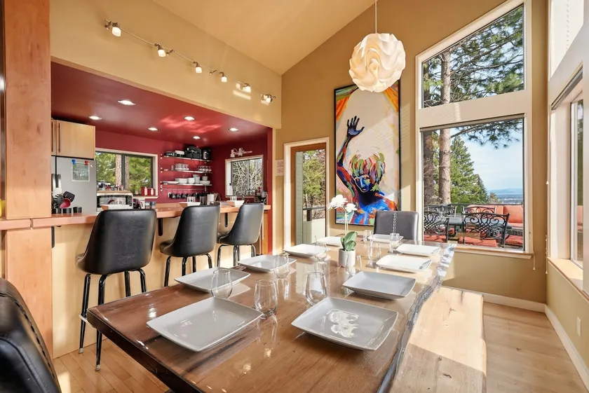 Hot tub, cold plunge & fire pit · mountain views - Image 1
