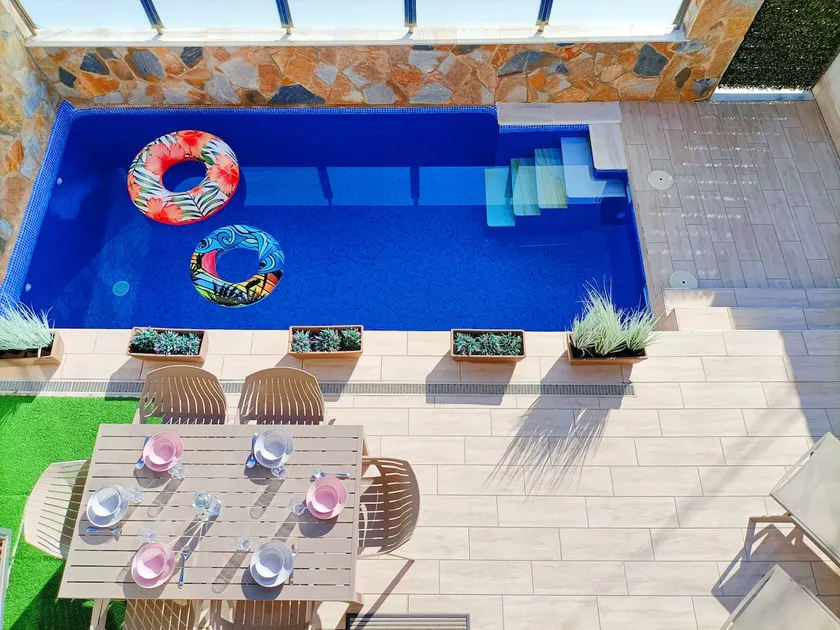 Villa, private pool, roof terrace and close to the - Image 1