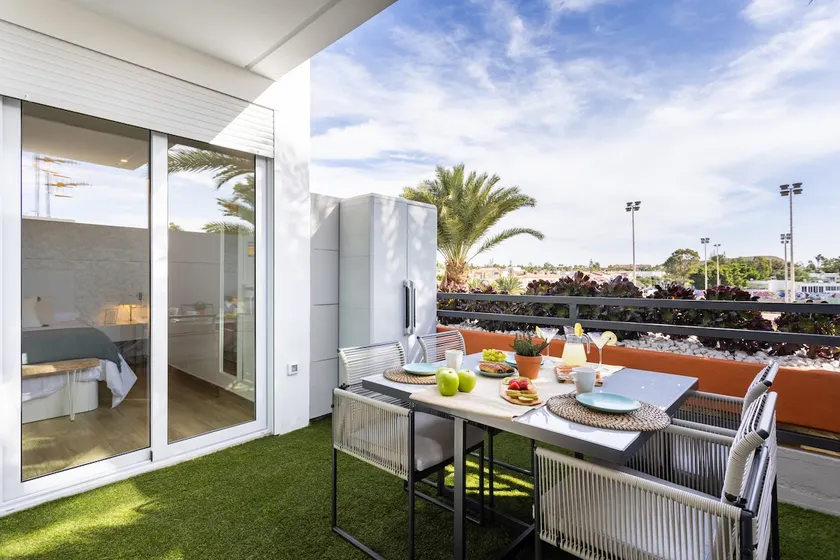 Sunnyland apartment ten-bel - Image 1