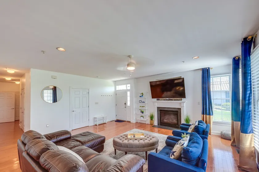 Ocean View Townhome W/ Pool & Golf Course Access - Image 1