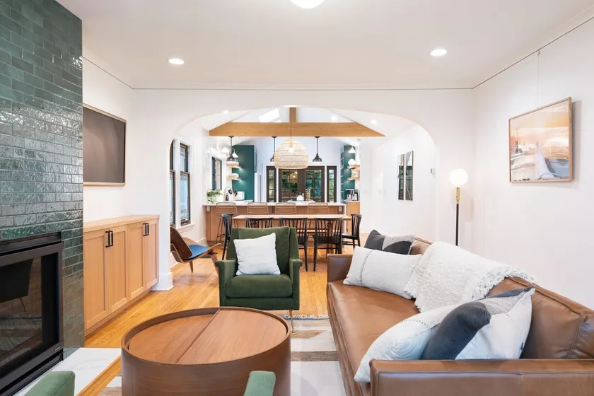 Emerald Cottage: Your luxurious Seattle retreat - Image 1