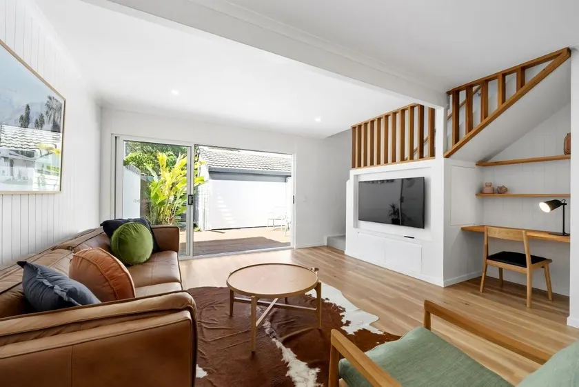 Villa Le Miramar Perfect For Your Pooch Holiday - Image 1