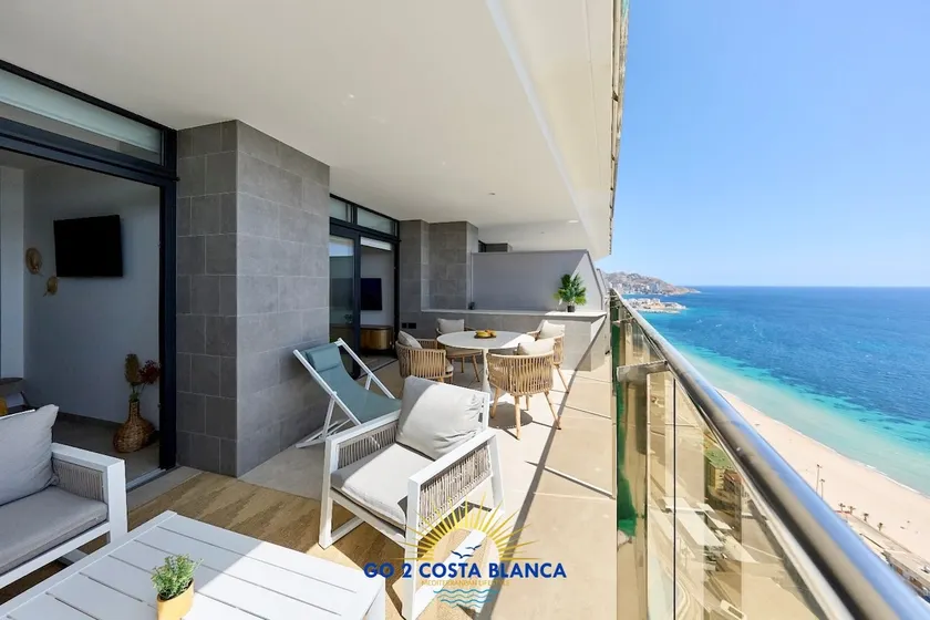 Sunset Cliffs, Palms apartment - Image 1