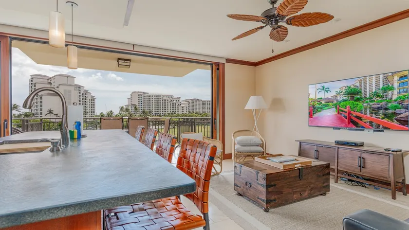 Ko Olina Beach Villas O425: Oceanfront Getaway - Image 1
